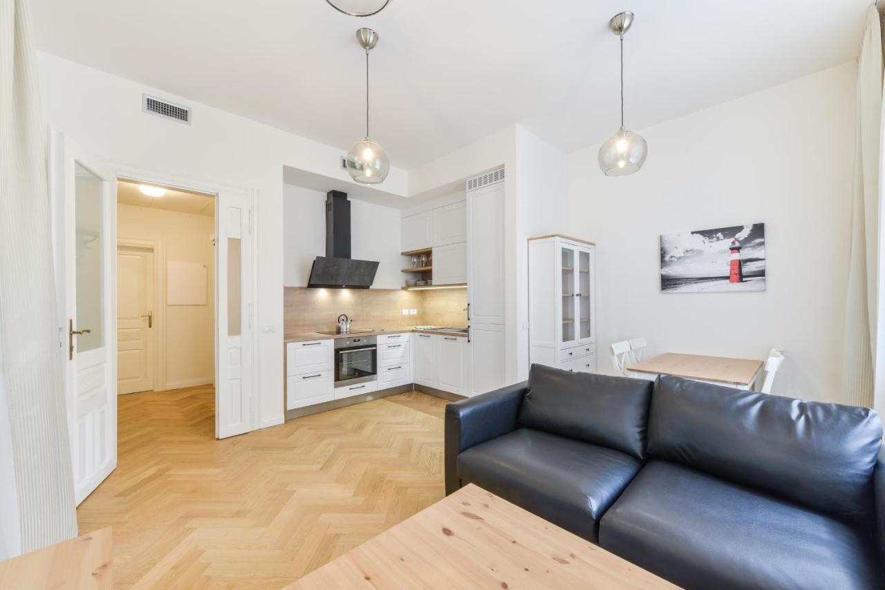 Brand New Apartment Next To Old Town Square Prague Exterior photo